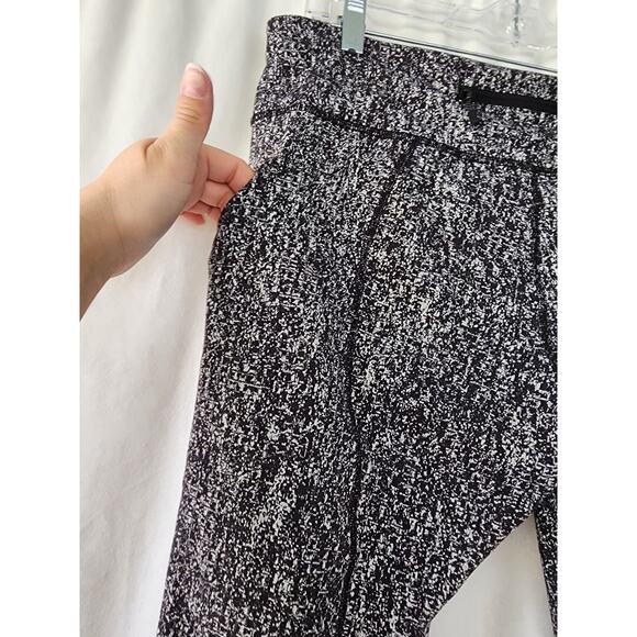 Lululemon Leggings Pace Rival Crop Size 10 Line Up Black White Pockets Luxtreme - Picture 7 of 10